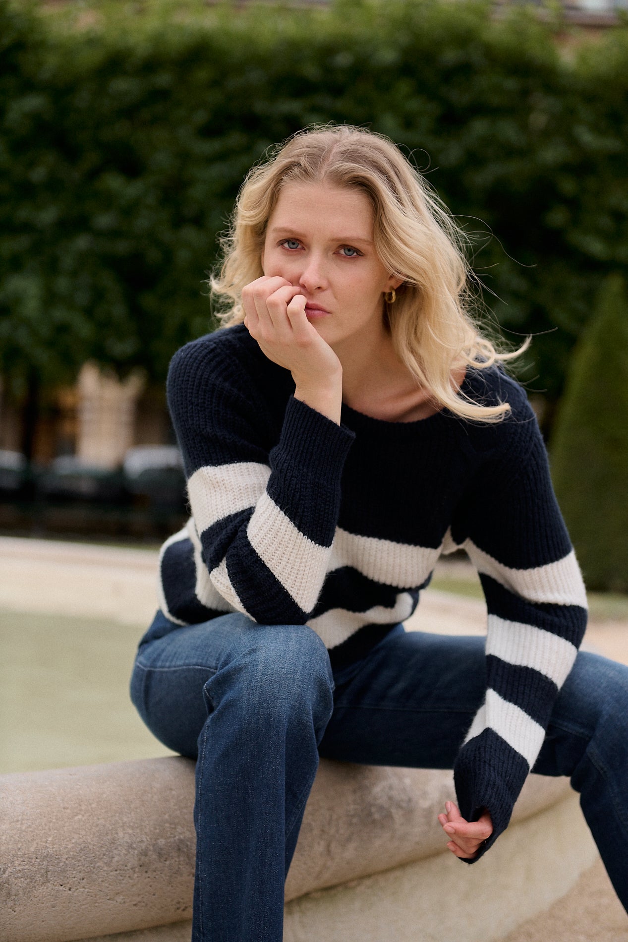LOGAN SWEATER