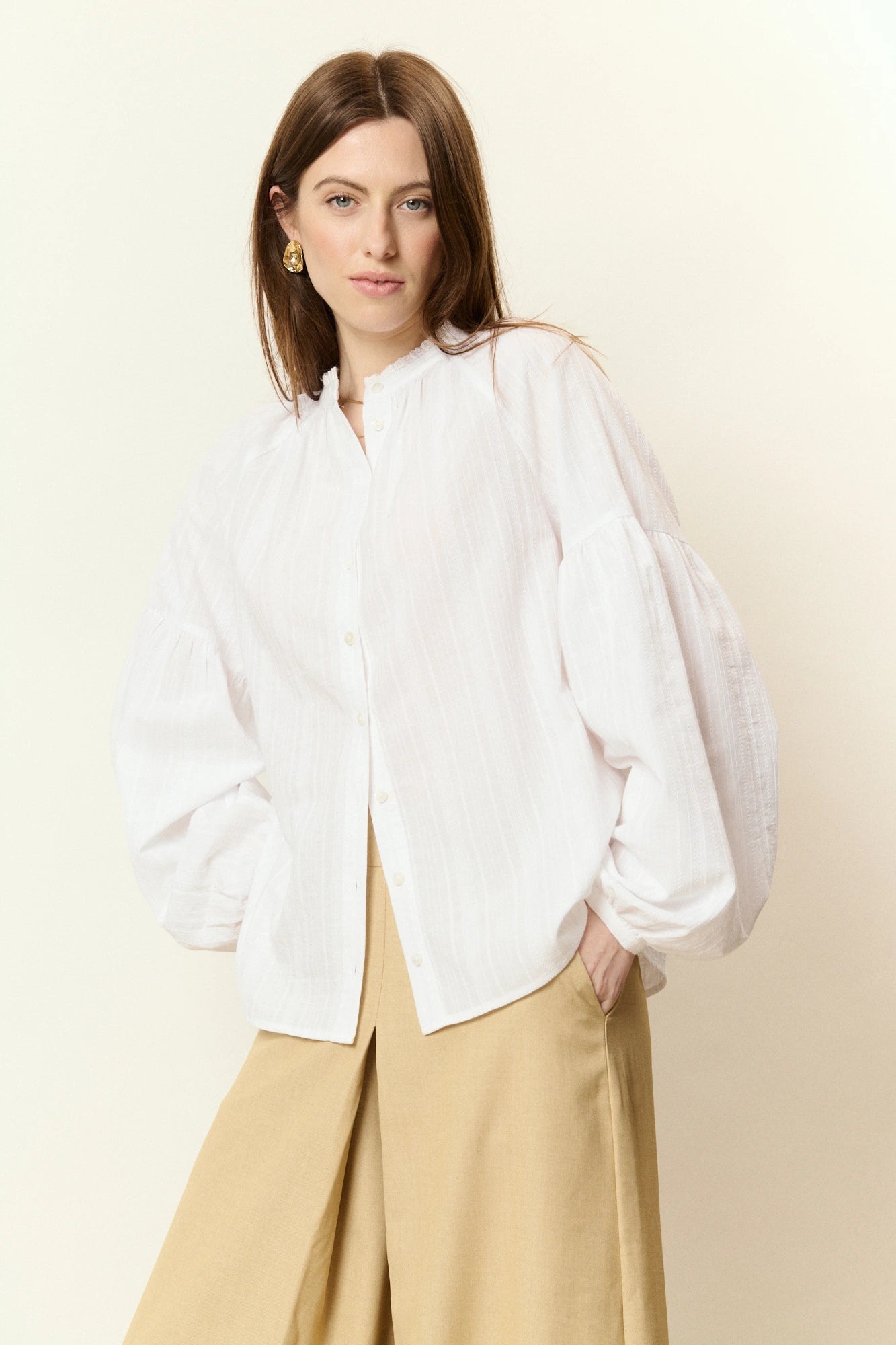 Chemise blanche femme manches volumineuses