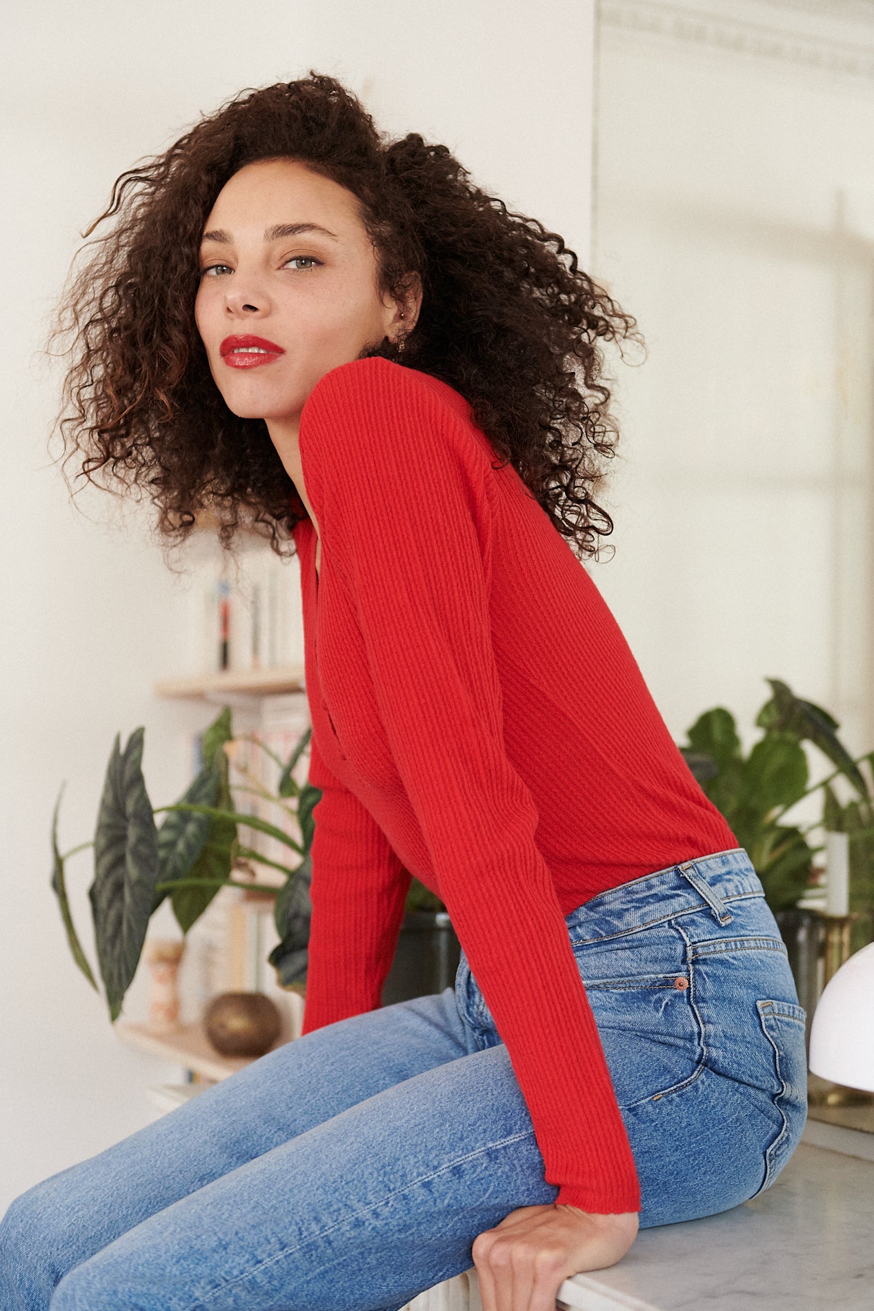 VICTORY SWEATER