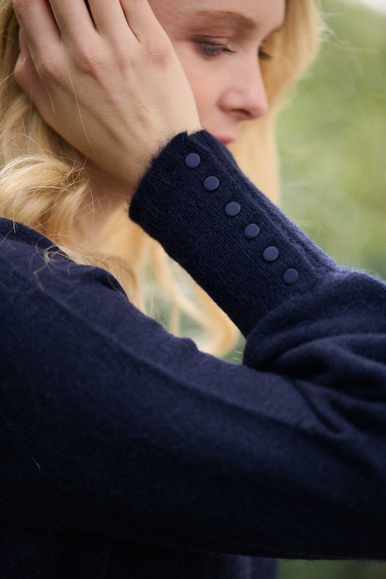 MIA SWEATER
