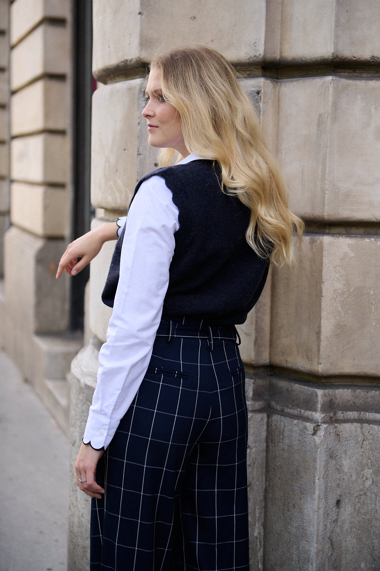 MOLIE SWEATER
