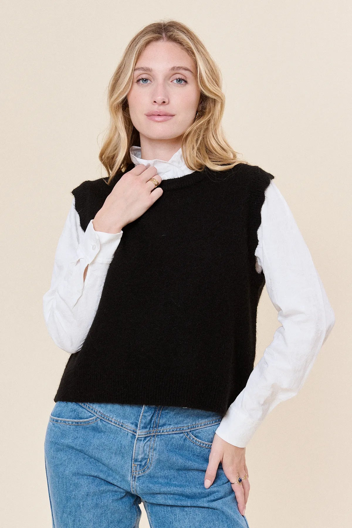 MOLIE SWEATER