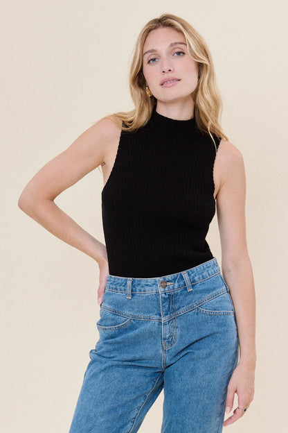 PULL LOLA