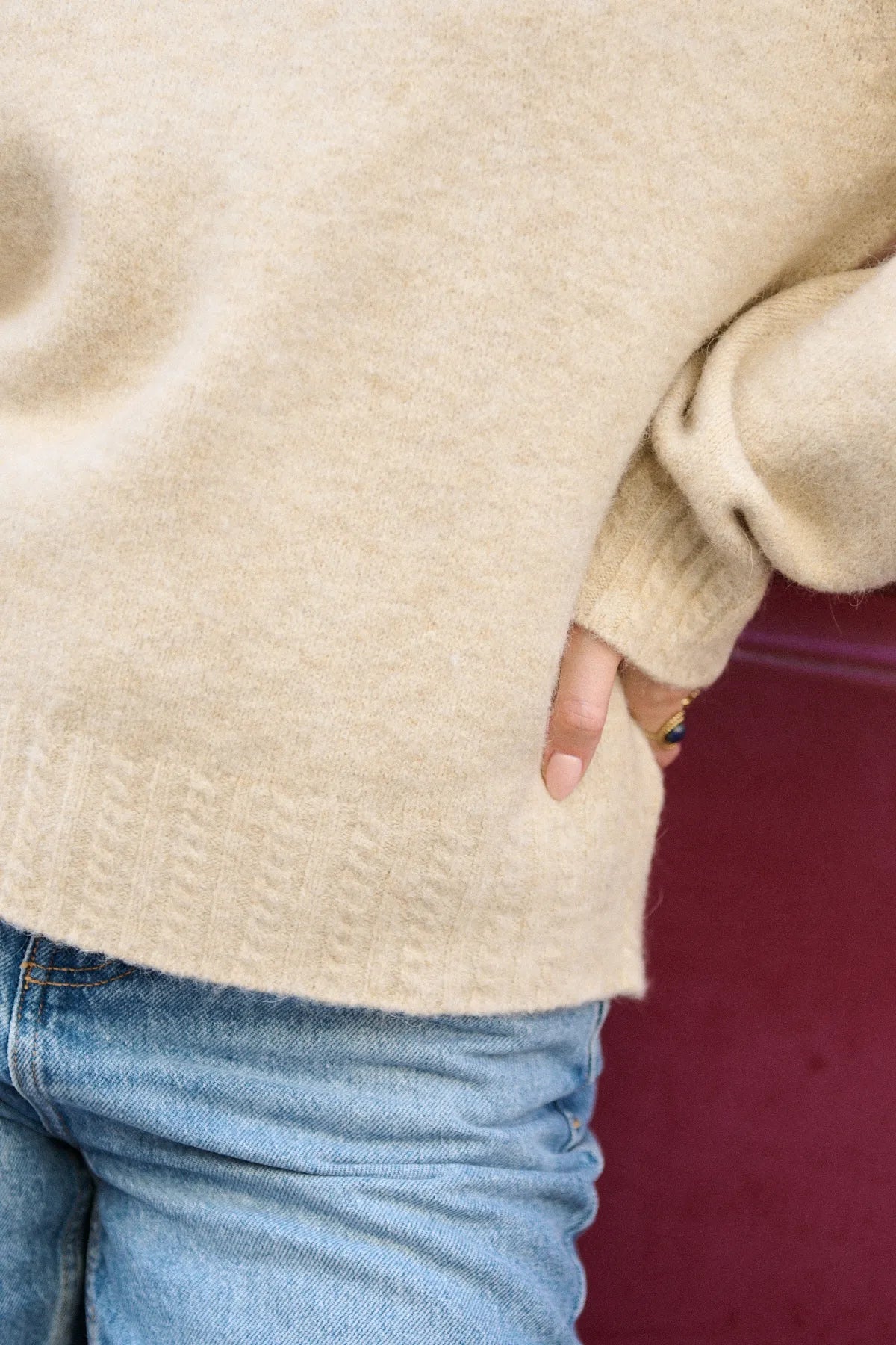 SUZY SWEATER