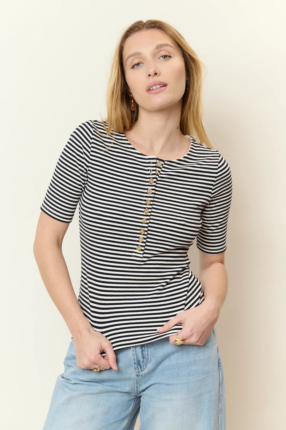 ROMAN T-SHIRT 