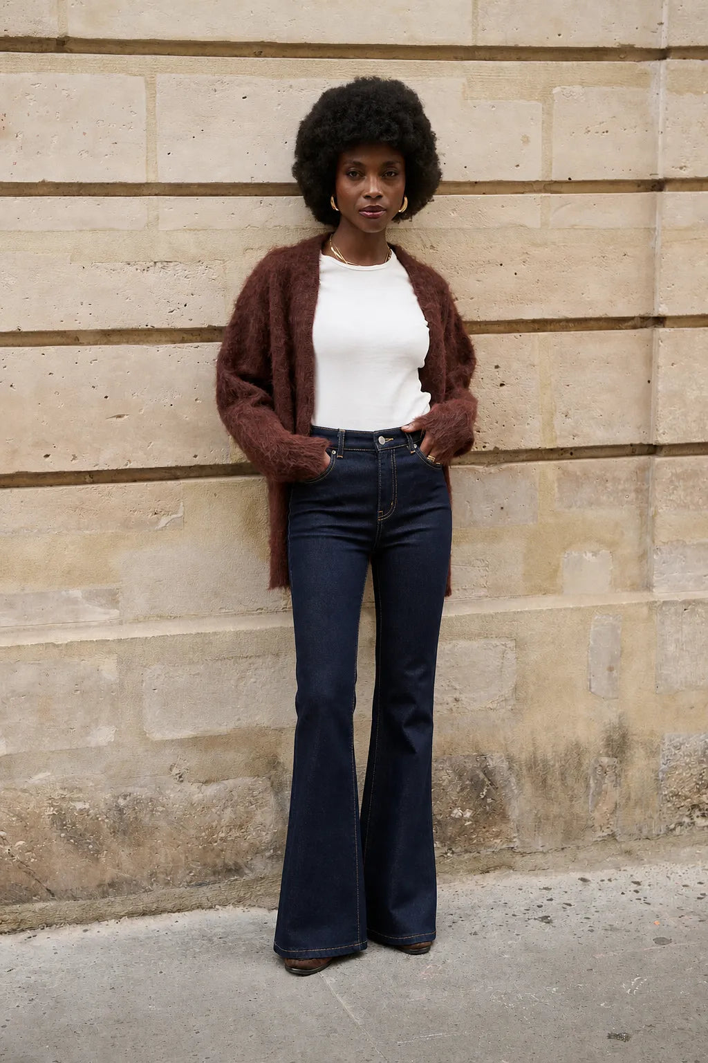 Mannequin en cardigan Léandre mocha, laine mélangée à poils longs