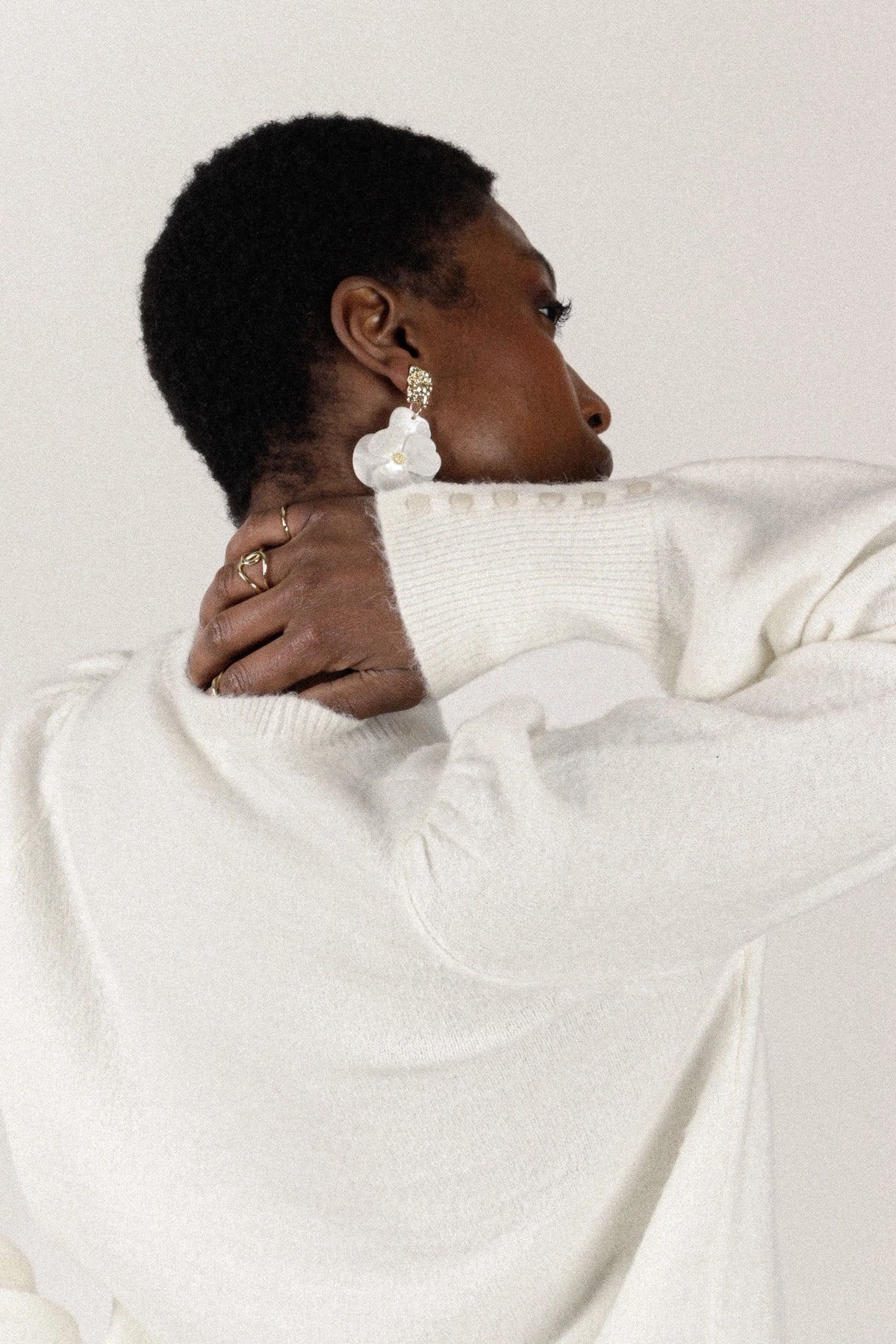MIA SWEATER