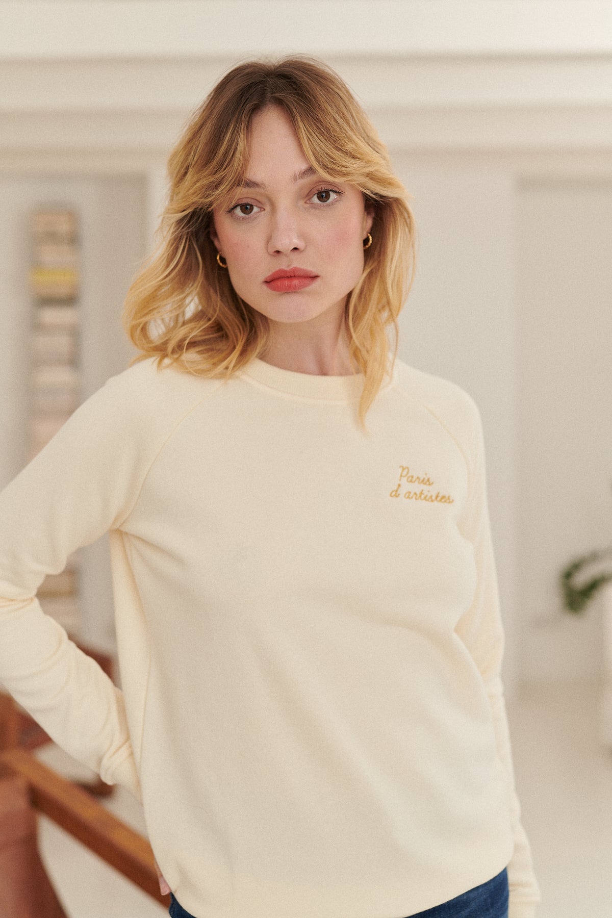 PARIS ARTISTS SWEATSHIRT